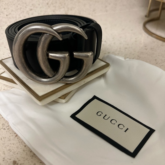 Brand new Gucci belt in perfect condition - Picture 2 of 4